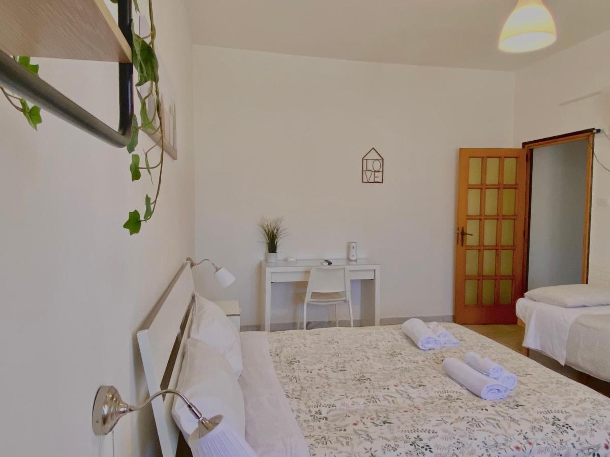 Guest House Service - Express Airport Apartment Модуньо Екстериор снимка